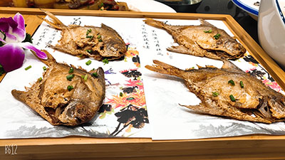 上?；垓v聚餐